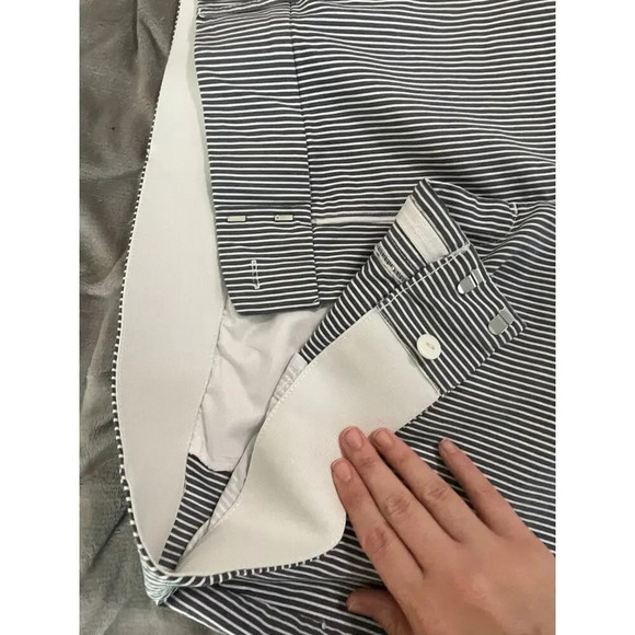 Lane Bryant The Allie SZ 18 Pants Pinstripe Capris Crop Ankle Blue/Gray & White - Picture 3 of 8